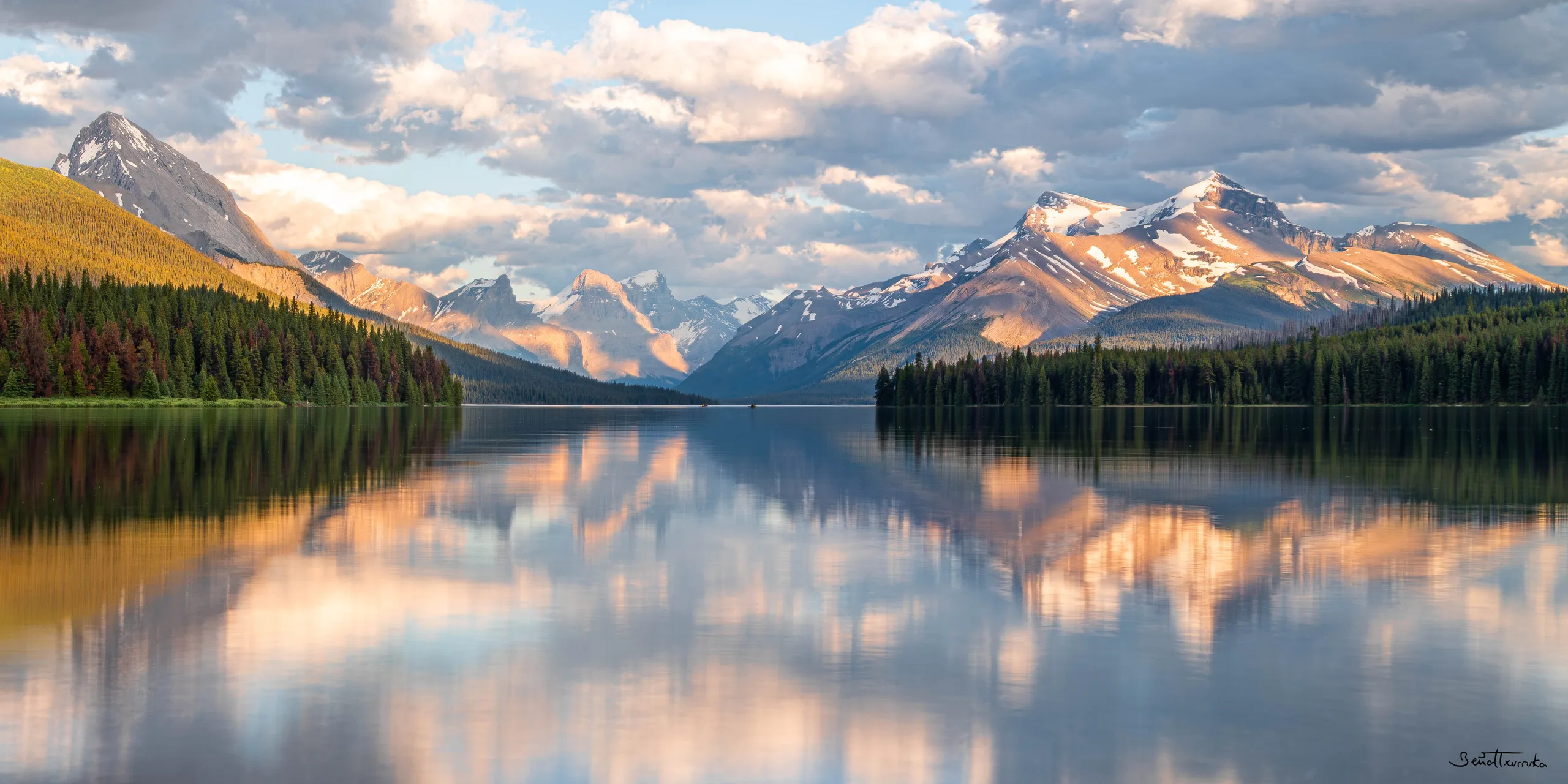 Maligne lake