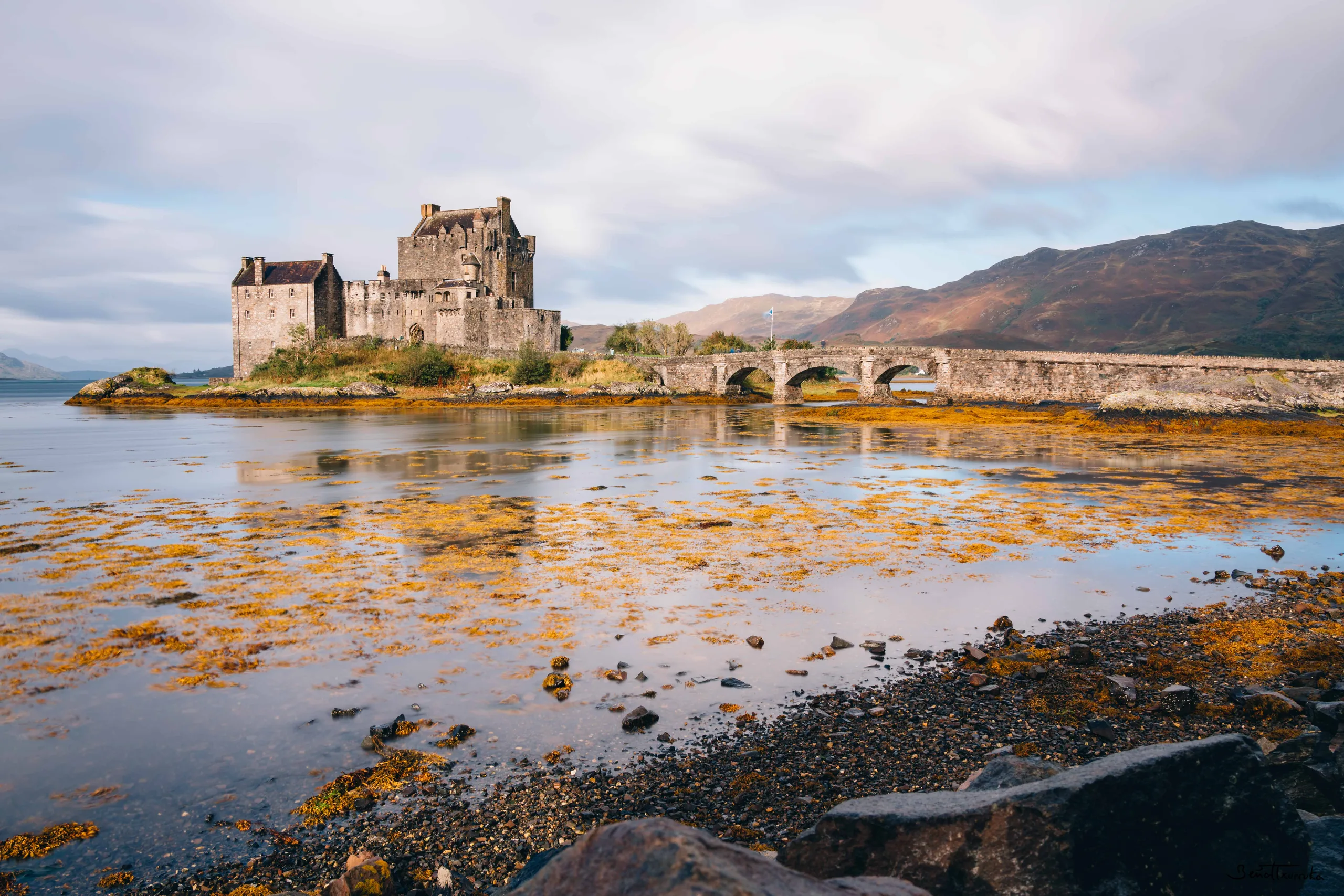 Sunshine at Eilean Donan